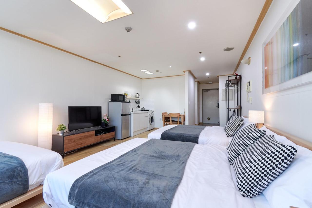 Willow House Hongdae Seoul Bagian luar foto