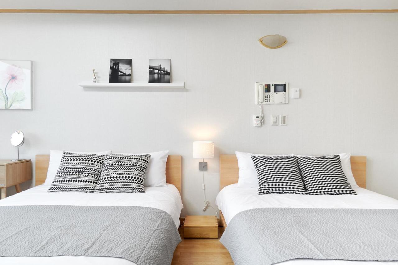 Willow House Hongdae Seoul Bagian luar foto